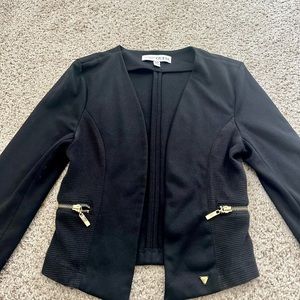 Guess black crop blazer